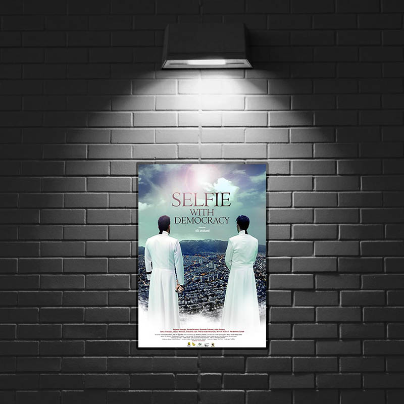 Selfie with Democracy